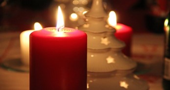 Christmas candle.jpg